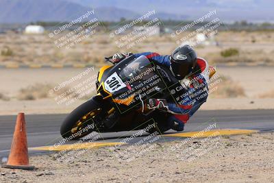 media/Dec-17-2022-SoCal Trackdays (Sat) [[224abd9271]]/Turn 9 Inside (1pm)/